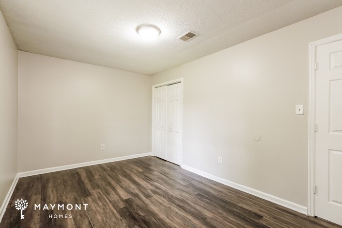 Building Photo - 3476 Postell Dr