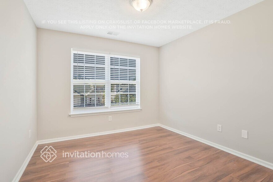 Building Photo - 170 St Ann Cir
