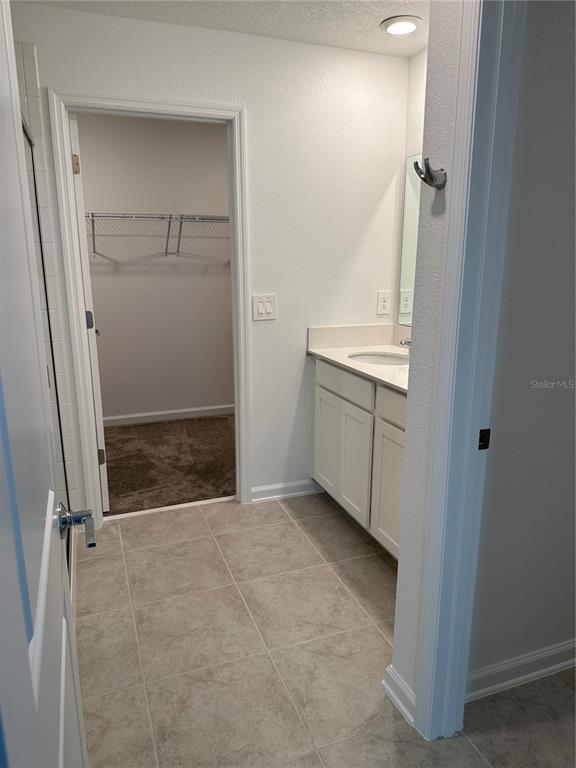 Building Photo - 26277 Feathergrass Cir