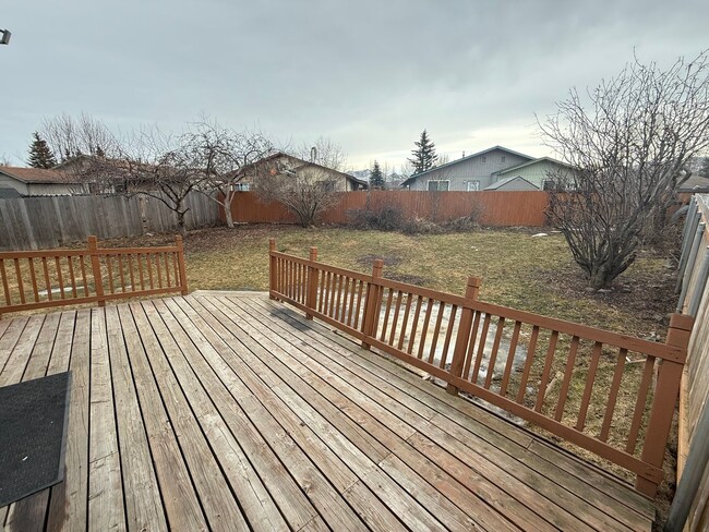 Building Photo - 4 Bedroom | 2 Bathroom | Fenced Backyard -...