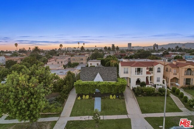 Building Photo - 1155 S Rimpau Blvd