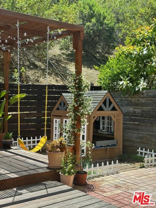 Building Photo - 2528 Via Artis