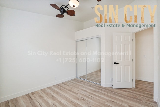 Building Photo - "Charming 3-Bed Oasis with Granite Touches & Cozy Fireplace in Las Vegas"