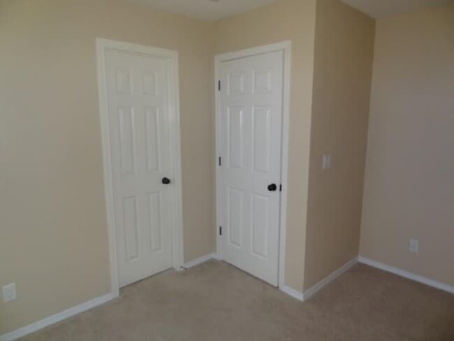 Building Photo - 12325 Sombra Grande Dr