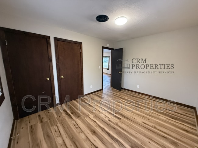 Building Photo - 805 Miami Blvd