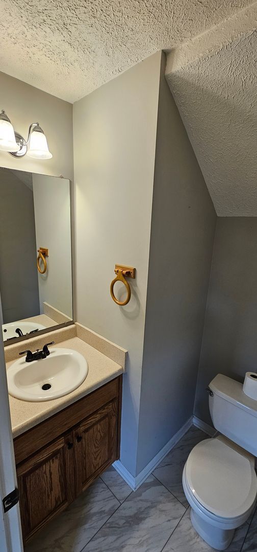 Building Photo - Charming 3 Bedroom, 2.5 Bath Home in Pike County!