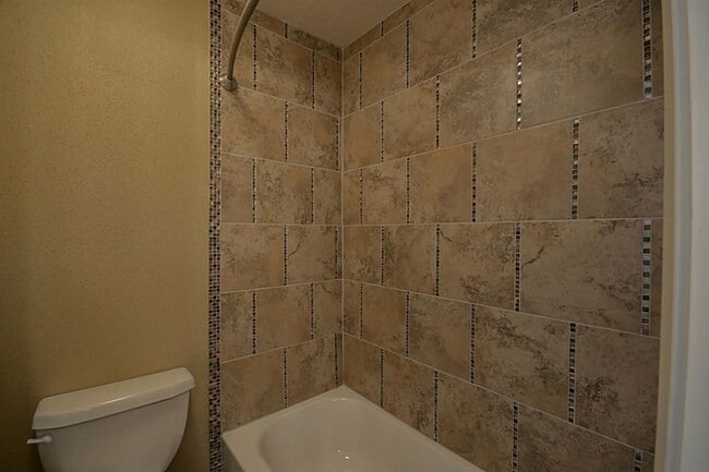 Building Photo - 5831 Culross Cl