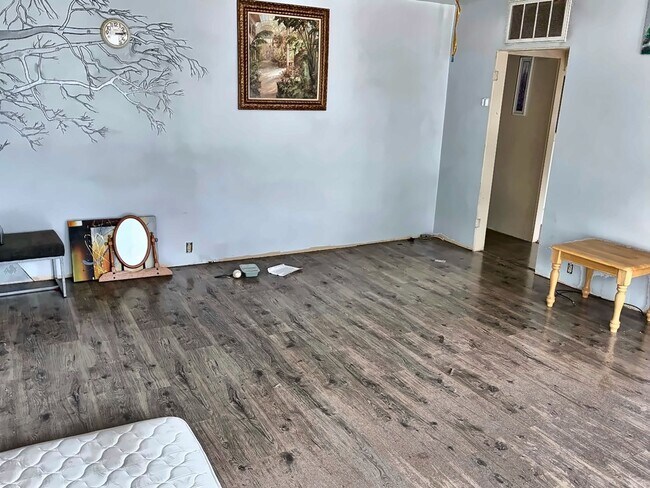 Building Photo - Charming Two-bedroom, One-bathroom home in Orofino, Idaho