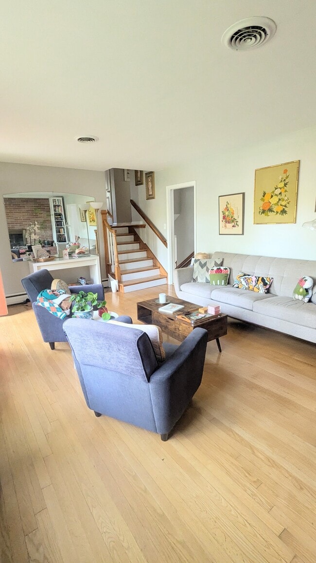 Building Photo - 2343 Penrose Dr