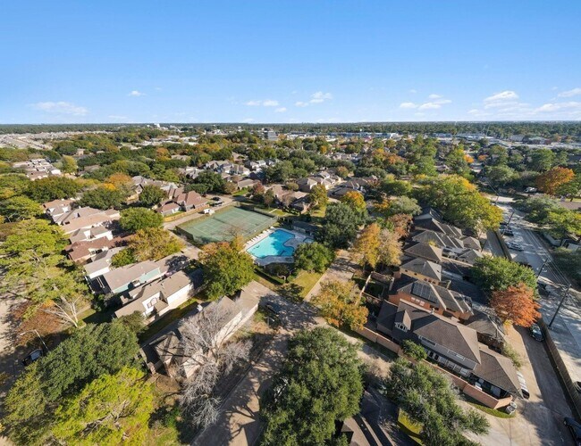 Building Photo - 14130 Cashel Forest Dr