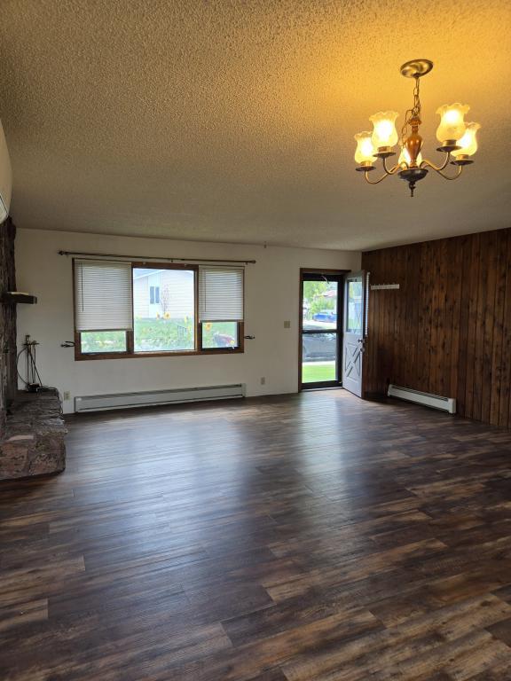 Building Photo - 89 Oakwood Ln