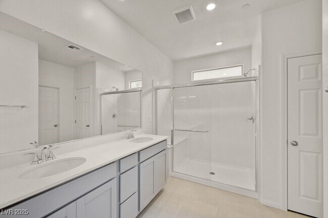 Building Photo - 1550 Rock Kestrel St