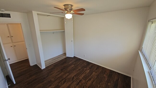 Building Photo - 44836 Lorimer Ave