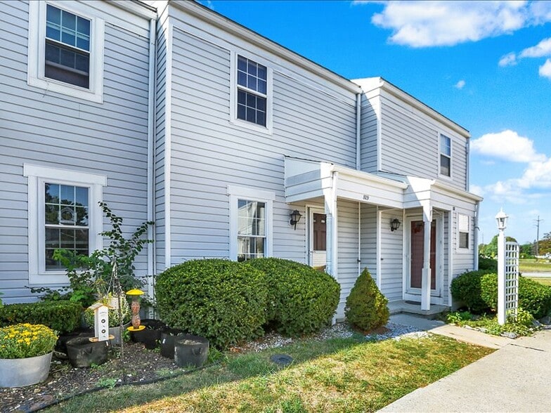 Building Photo - 809 Old Silver Spring Rd