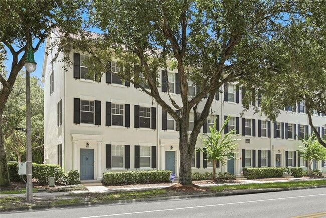 Building Photo - 1020 Waterside Dr
