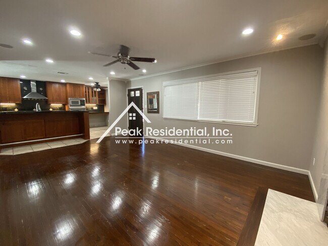 Building Photo - Wonderful  Fair Oaks 3bd/2.5ba Home with R...