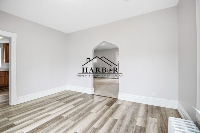 Building Photo - 401 3rd Ave SW