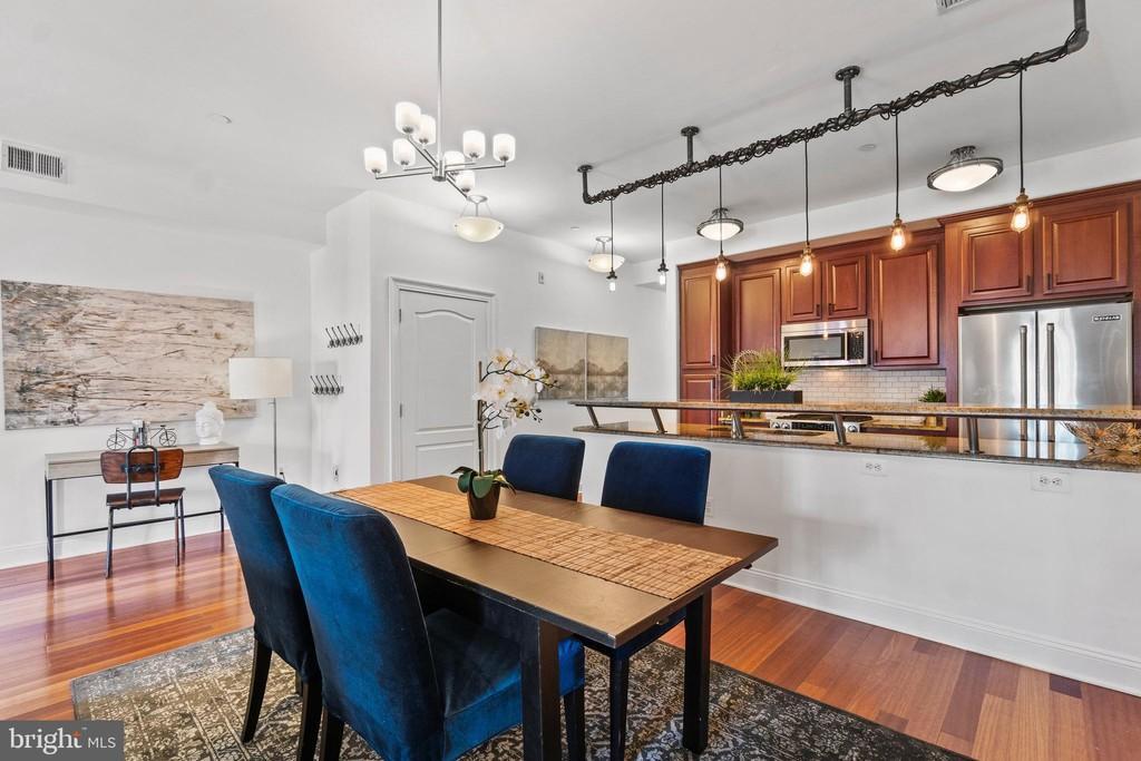 Building Photo - 1429 Clifton St NW