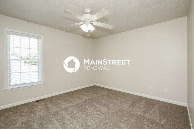 Building Photo - 3 Bedroom Pet-Friendly Home in THOMASVILLE, NC with Main Street Renewal