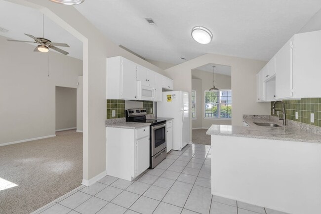 Building Photo - 710 Osprey Dr