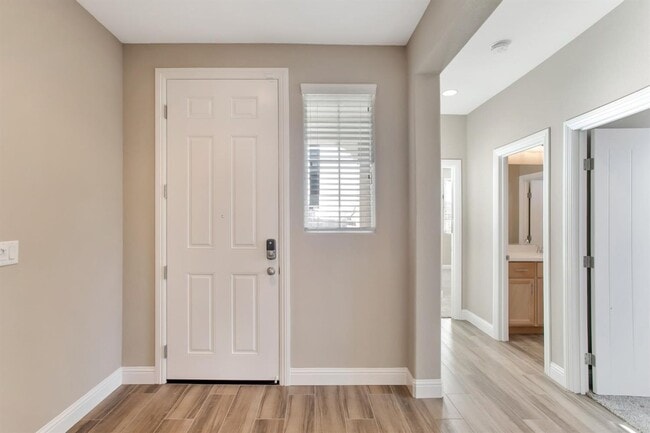 Building Photo - Beautiful Single Story Home in Rancho Cordova