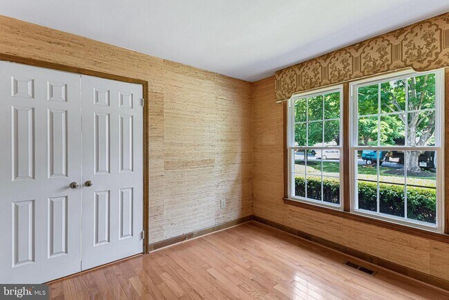 Building Photo - 7416 Royal Dominion Dr