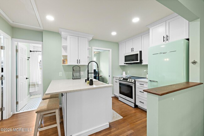 Building Photo - 1201 Ocean Ave