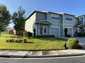Building Photo - 244 Dunthorpe Dr
