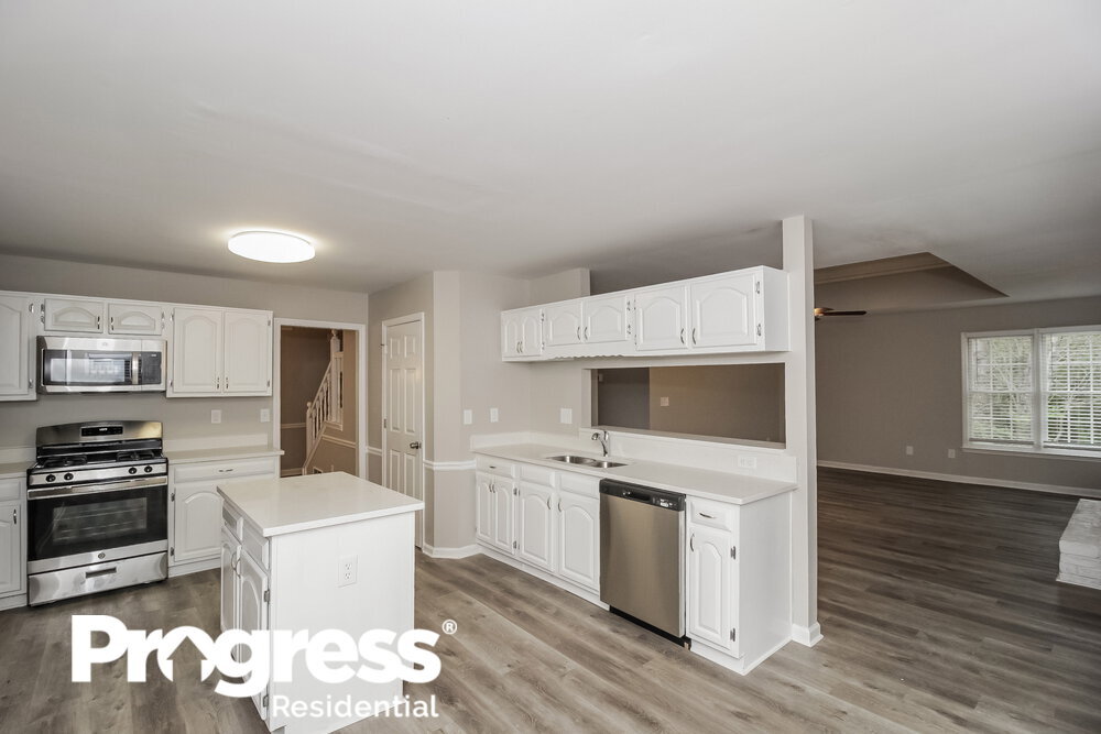 Building Photo - 55 Travelers Way S W