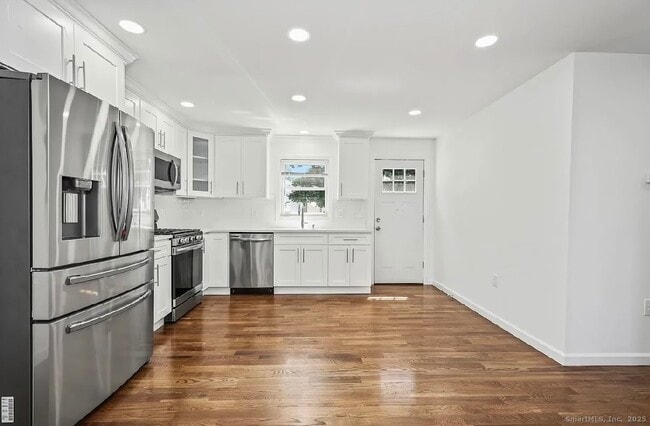 Building Photo - 405 Ruth St