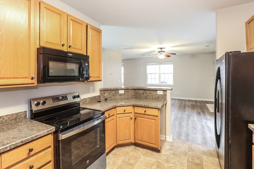 Building Photo - 4720 Abercromby St