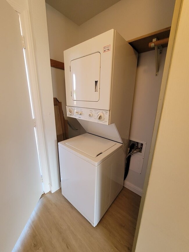 Building Photo - Beautifully renovated Studio at Maui Lani Terrace!