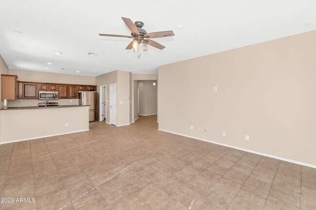 Building Photo - 40291 N La Cantera Dr