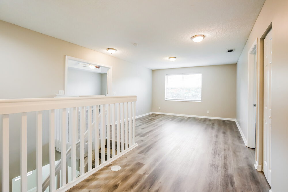 Building Photo - 103 SW 164th Ave