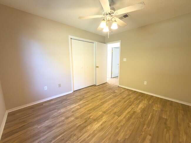 Building Photo - 2109 Bellmeade Cir