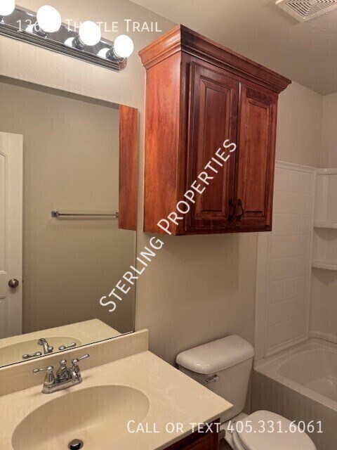 Building Photo - 13608 Thistle Trail