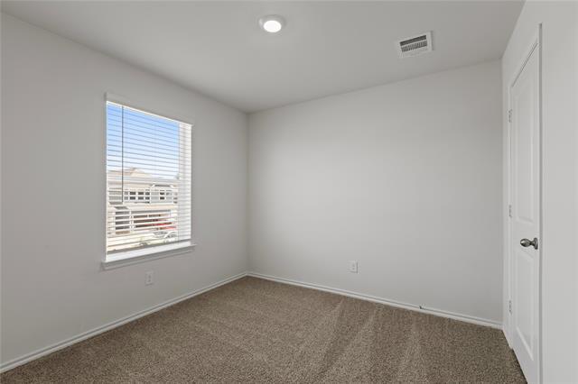 Building Photo - 7016 Vining Dr