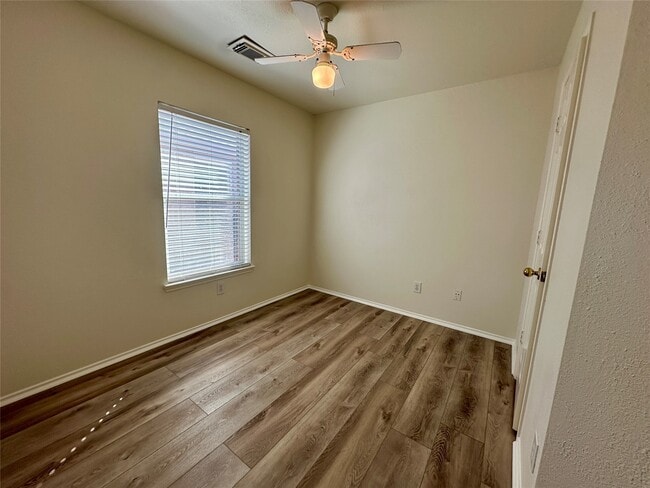 Building Photo - 15631 Barber Grove Ln