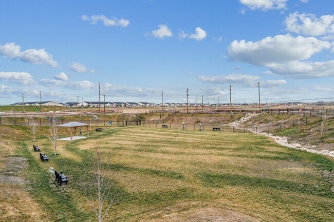 Building Photo - 8276 W Grey Alder Dr