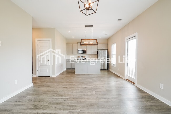 Building Photo - 11103 Summerchase Lp