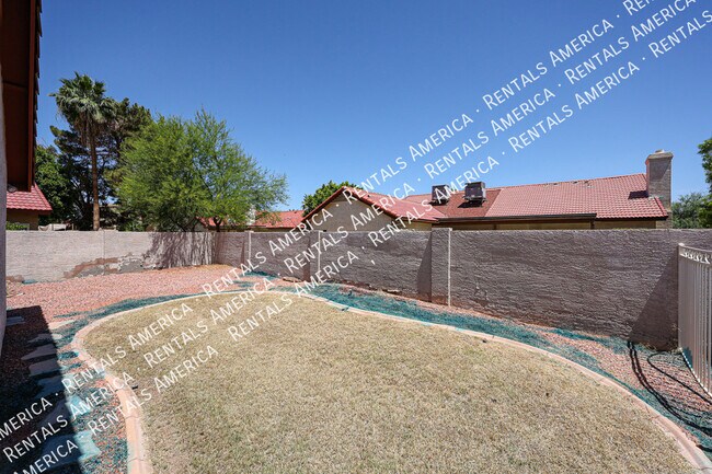 Building Photo - 4150 W Kent Dr