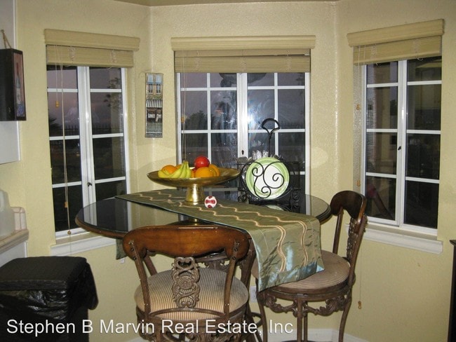 Building Photo - 5 br, 3 bath House - 40326 Alabar Dr