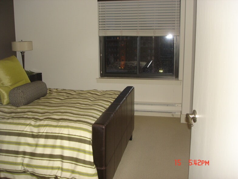 Bedroom - 1105 Spring St