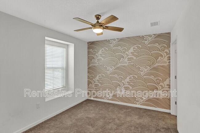 Building Photo - 92 Silver Fern Dr