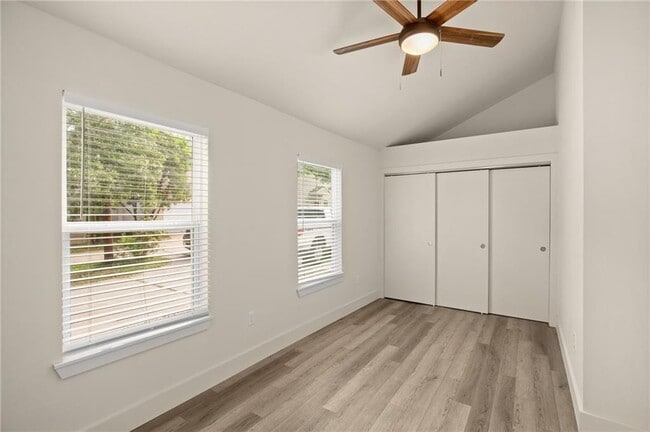 Building Photo - 5405 Joe Sayers Ave