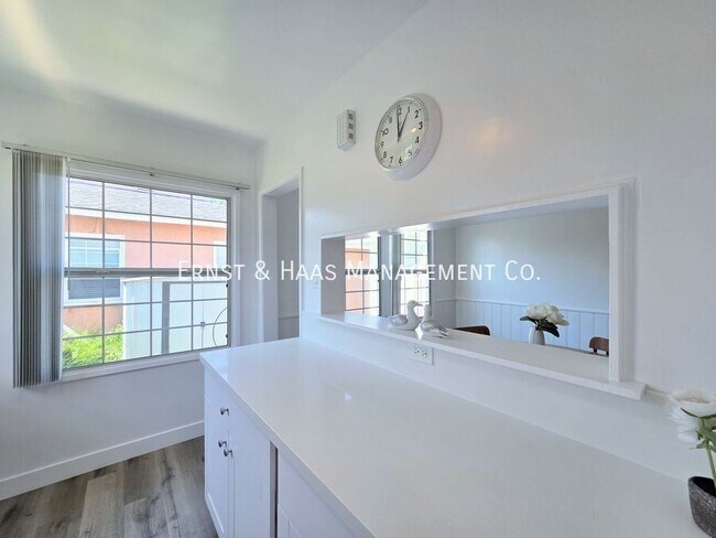 Building Photo - 2814 Candlewood St