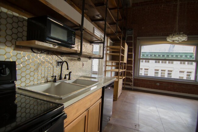 Updated kitchen - 215 W 7th St