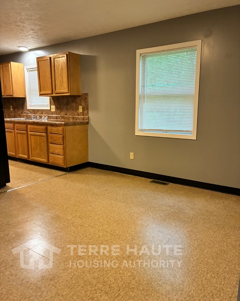 Building Photo - 1630 Liberty Ave