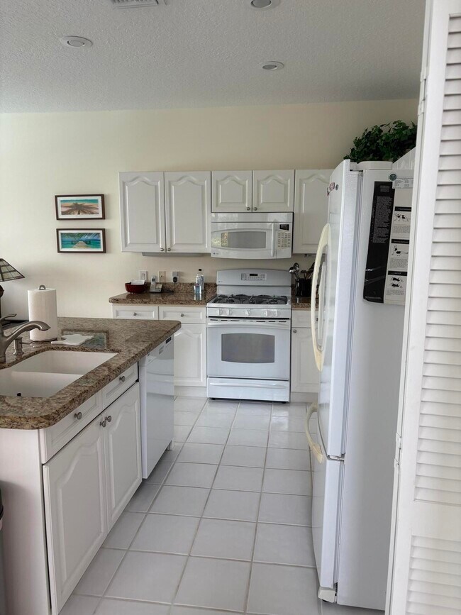 Building Photo - 927 Augusta Pointe Dr