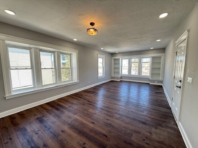 Building Photo - 8 Summerhill Ave